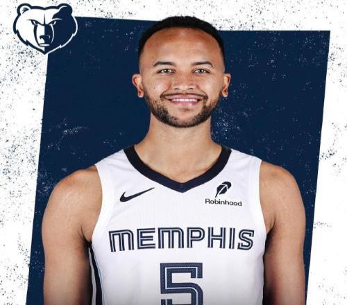 塔图姆,小时斋戒后,与全队炸鸡,博鱼体育官网玩家首选,博鱼体育官网,博鱼体育官网游戏平台